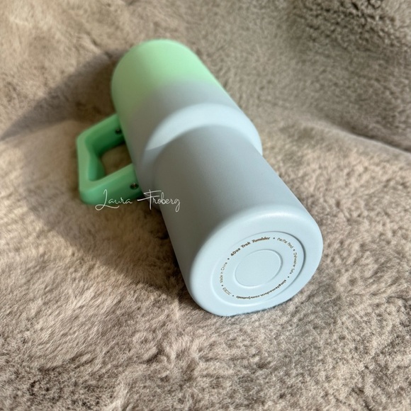 Simple Modern 40 Ounce Trek - Cool Mint - Picture 5 of 7